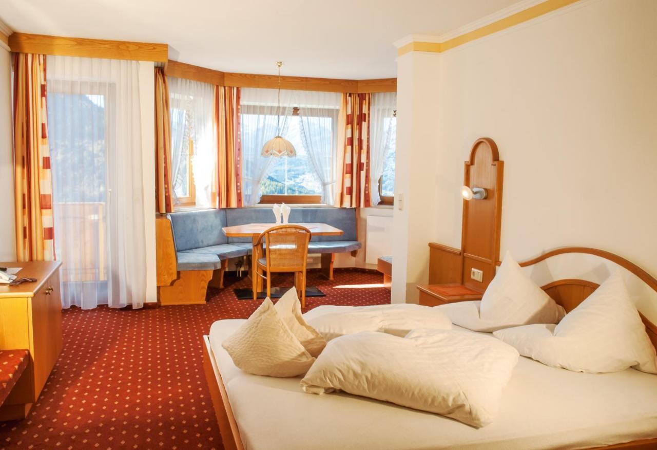 Hotel Romantica Jerzens Room photo